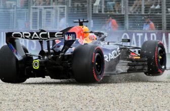 Max Verstappen: Red Bull driver has X-ray on hands...