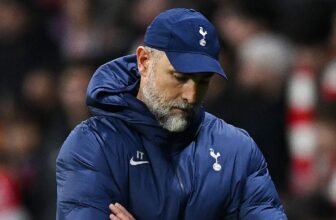 Igor Tudor: Pressure grows as Antonin Kinsky exper...