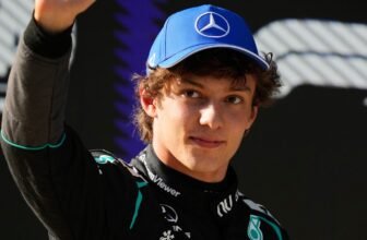 Chinese GP Qualifying: Kimi Antonelli becomes youn...